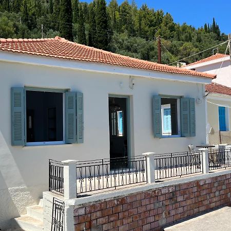 ואטי Modern Cottage On The Sea מראה חיצוני תמונה