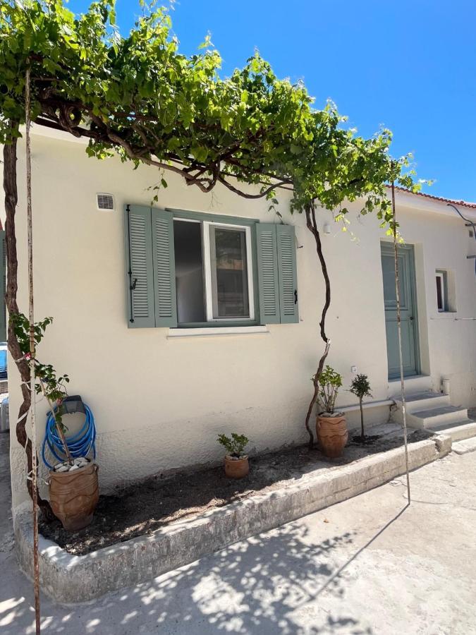 ואטי Modern Cottage On The Sea מראה חיצוני תמונה